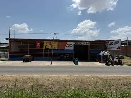 Galpon Ubicado En Plena Avenida Principal Sector El Socorro Frente A La Autopista Valencia Tocuyito. St