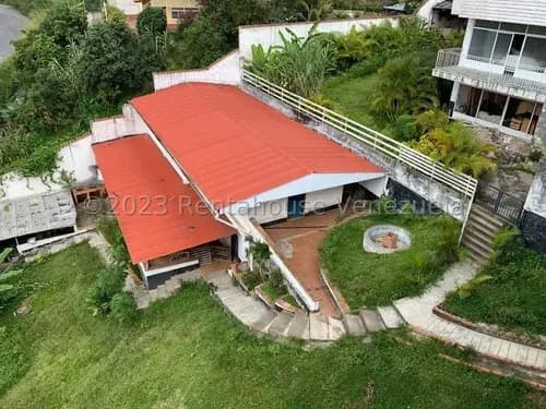 Kc.gm23-22283 Bella Casa En Venta Con Múltiples Niveles Club Hípico, Los Teques