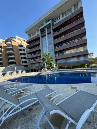 (hl28) Vendo Hermoso Pent House Totalmente Remodelado En Terrazas Del Country