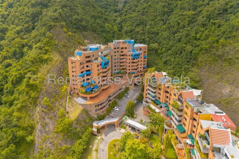 Apartamento (Duplex) en Venta en Lomas de La Alameda, Distrito Metropolitano
