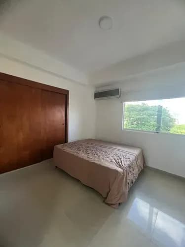 Apartamento En Alquiler Amoblado En Piso Bajo Con Planta 100% Y Pozo Propio Urbanización El Bosque Lc-inp