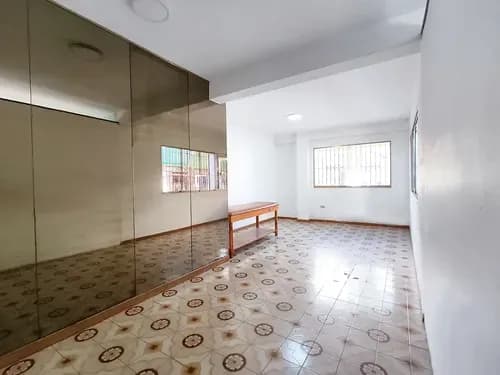 Alquiler Casa Comercial En El Marques, Caracas, Municipio Sucre