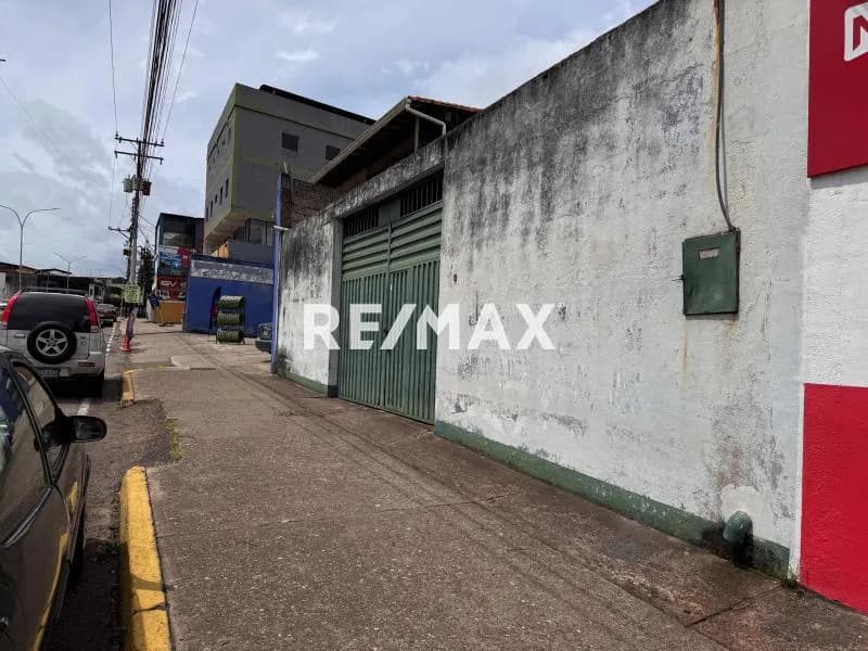SE VENDE GALPON EN LA 8VA AV DE LA CONCORDIA