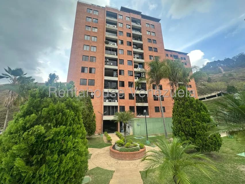 Apartamento (1 Nivel) en Alquiler en Colinas de La Tahona, Distrito Metropolitano