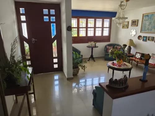* Josefina Toledo Vende Bella Casa En La Viña, Valencia, 648m2, Planta 100%, Calle Cerrada Con Vigilancia, 319170