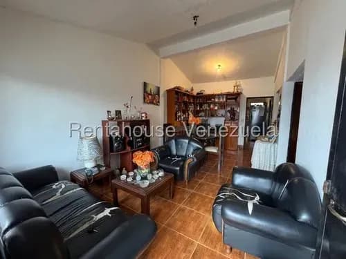 Lcda. Milagros Carrasquel Casa Venta Barquisimeto Lara Zona Norte Tamaca Economica Residencial Economico Código Inmobiliaria Rent-a-house 26-6881