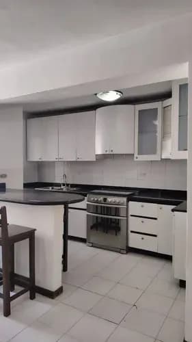 Apartamento 80m2 En Alquiler Urb Los Mangos, Planta 50%. A1. Solo Clientes