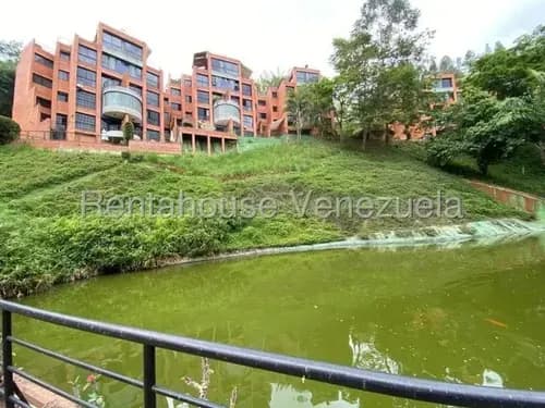Townhouse ( Remodelado / Equipado ) Venta La Boyera ( Resd. Bosque Encantado Mls - 25-10325