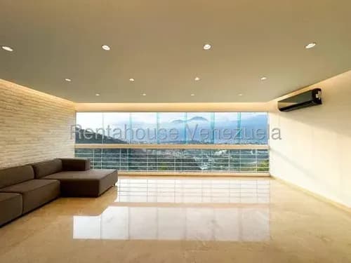 En Venta Hermoso Apartamento Remodelado En Solar Del Hatillo Sin Problemas De Agua. Ys2618418