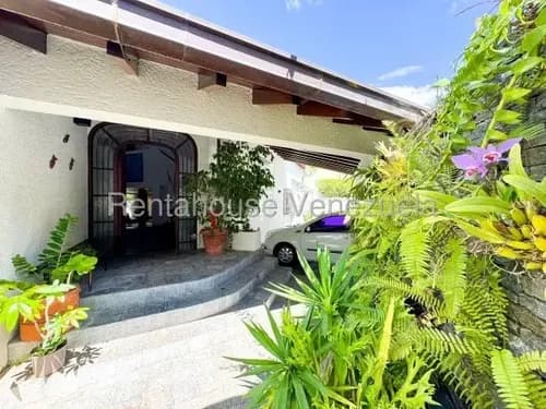 Tg Casa En Venta En Macaracuay, Moderna Con Concepto Abierta, Jardín, Vista Al Ávila 26-8785