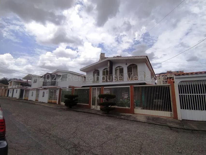 Casa (Duplex) en Venta en Del Este, Lara