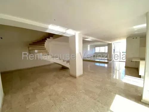 Daniela Linarez Vende Hermoso Apartamento En Ph Dúplex, Con Espacios Modernos, Lujosos E Integrados Con Cocina Equipada, 4 Habitaciones, 4 Baños, Vestier, Estudio, Este De Barquisimeto