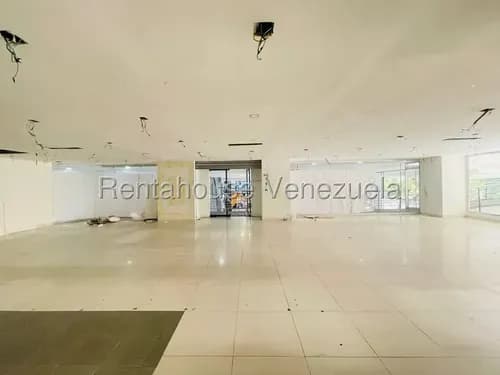 Local En Alquiler Centro Comercial Las Americas Avenida Las Delicias Maracay 26-1095