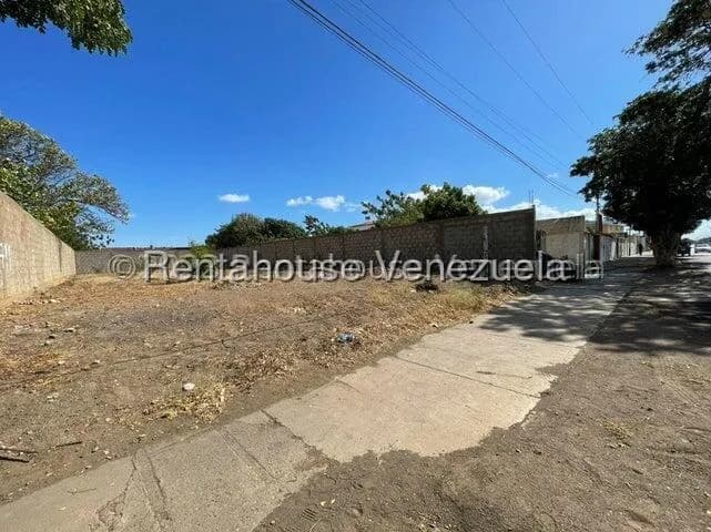 Terreno (Comercial) en Venta en Sector Bobare, Falcon