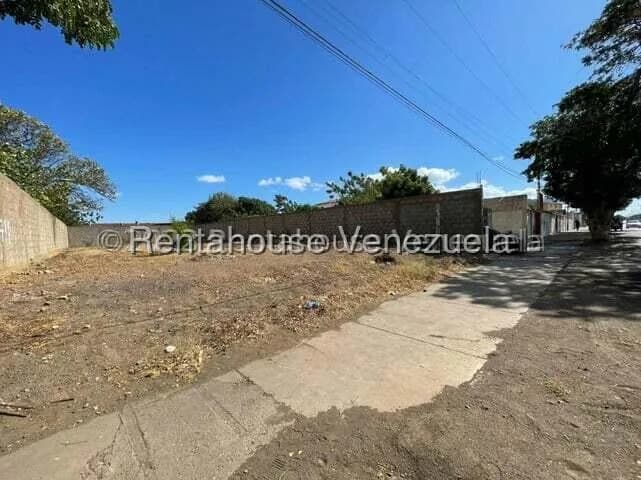 Terreno (Comercial) en Venta en Sector Bobare, Falcon