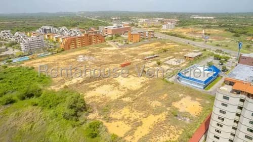 Terreno Totalmente Plano 25.156 M2 En Venta Higuerote I 26-19483