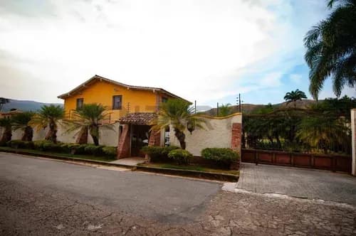 En Venta Hermosa Casa En El Solar