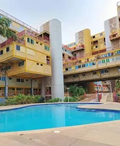 Comodo Apartamento En El Arbol Para Vivir En Lecheria A Pocos Metros De La Playa