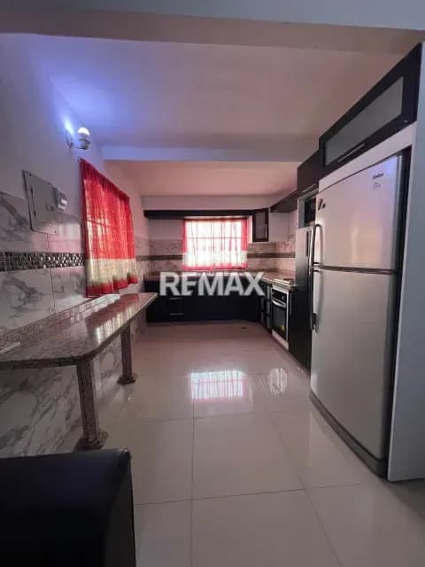 ALQUILO ANEXO AMOBLADO TIPO APARTAMENTO EN LOMAS DE LA ESMERALDA