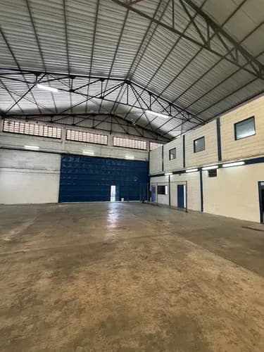 Galpón En Alquiler De 1.600 Mtf2: En Complejo Privado Iintercomunal Turmero Maracay