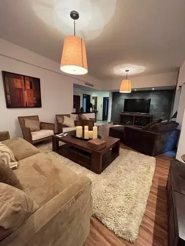 ** Josefina Toledo Alquila Apartamento En La Trigaleña, 202m2, Terraza, Pisos En Porcelanato, 327843