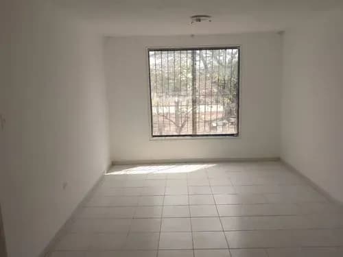 Pancor Inversoluc C.a Vende Apartamento En San Joaquín, Ciudad Parque La Pradera Apamate , Piso 1 Excelente Ubicación Aprox. 80 M2 3 Habitaciones Con Closet 2 Baños Sala Comedor