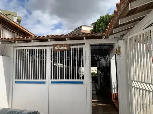 Estupenda Casa En Venta. El Marques # C.h