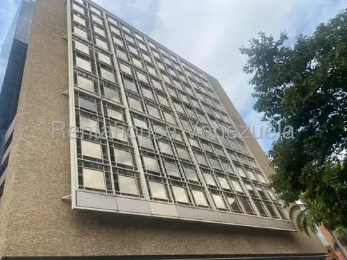 Oficina En Alquiler En La Castellana De 400 Mtrs2 Con 30 Puestos De Estacionamientos Para Empleado
