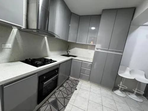 Yasmin Roa Vende Apartamento En La Urb. El Bosque. Conjunto Cerrado Con Vigilancia Cod 327458
