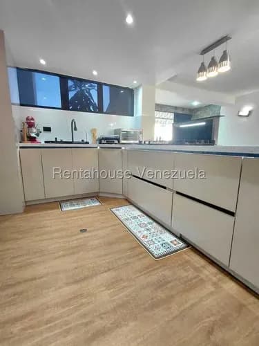Hermoso Apartamento Remodelado En Venta - Urb. El Cafetal