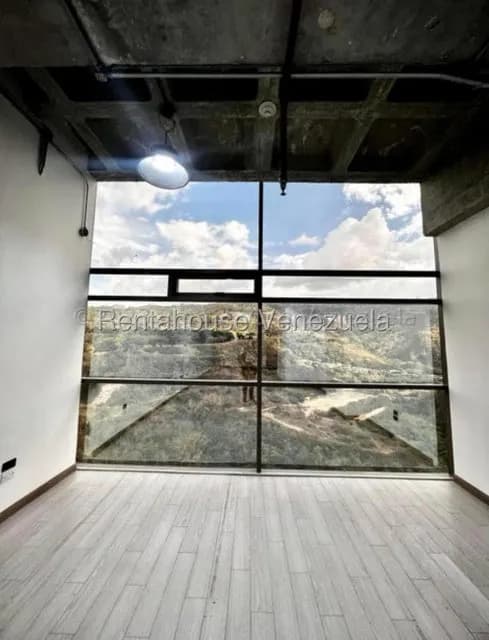 Comercial (Oficina) en Venta en Macaracuay, Distrito Metropolitano
