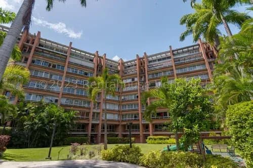 Y.t. Apartamento En Venta, Los Chorros Mls #26-14684