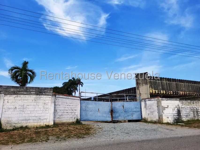 Terreno (Industrial) en Venta en Urbanizacion Industrial Santa Cruz, Aragua