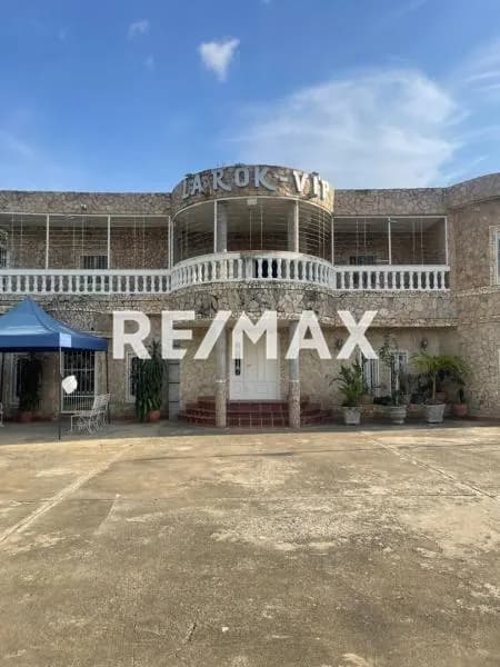 EDIFICIO COMERCIAL EN VENTA EN CARRETERA H CABIMAS