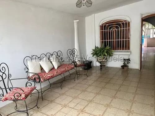 Lcda. Milagros Carrasquel Casa Venta Cabudare Lara El Recreo Economica Residencial Economico Código Inmobiliaria Rent-a-house 26-10023