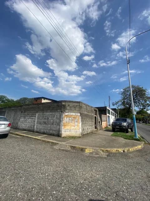 TERRENO EN ALQUILER AV. 13 DE JUNIO