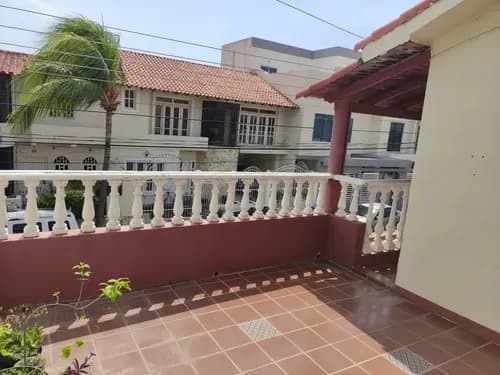 Casa En Venta Residencia Colonia Del Rio Barcelona