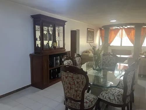 Se Ofrece En Alquiler Apartamento Amoblado En La Rosaleda Sur, San Antonio De Los Altos.