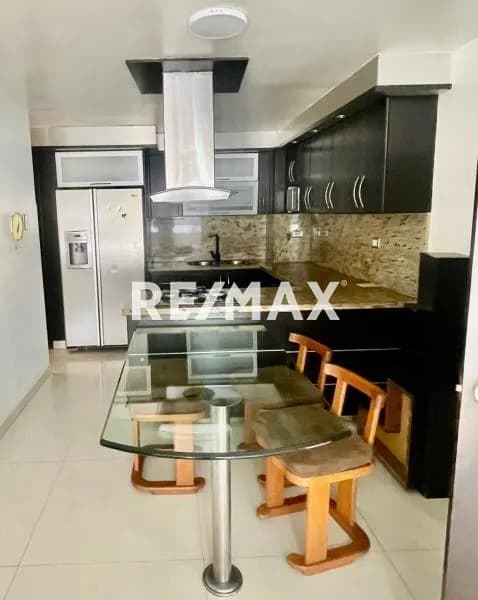 Apartamento amoblado en alquiler