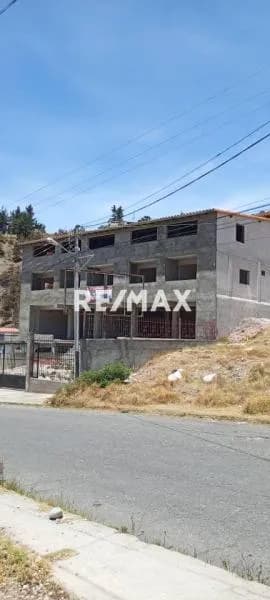 En venta hotel en construcción. En Mucuchies Municipio Rangel Estado Mérida
