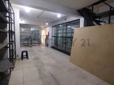 Local Comercial en Alquiler Quinta Crespo