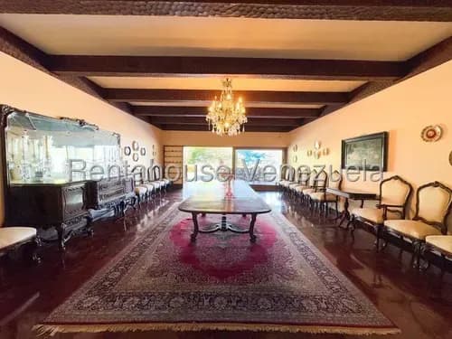 Casa En Venta Urb. Lomas Del Mirador, Caracas Yf 24-11985