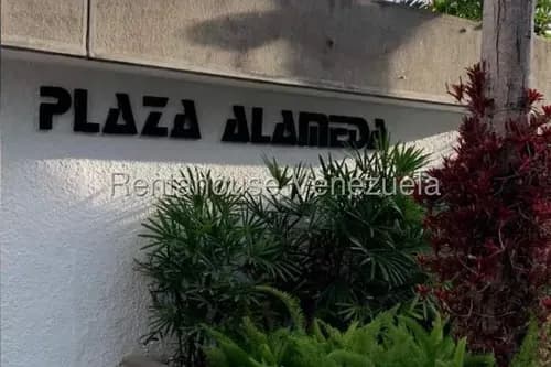 Apartamento En Alquiler Con Vista Panoramica En La Alameda Yf 26-20666