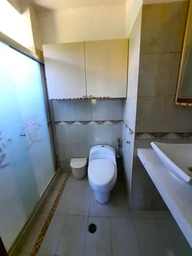 Alquiler De Apartamento: Urb. Valles De Camoruco Is-ind