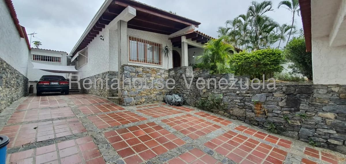 Casa (1 Nivel) en Venta en Prados del Este, Distrito Metropolitano