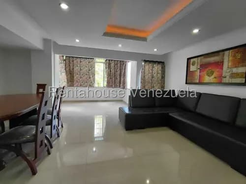 Apartamento Remodelado En Alquiler, Urb. La Urbina