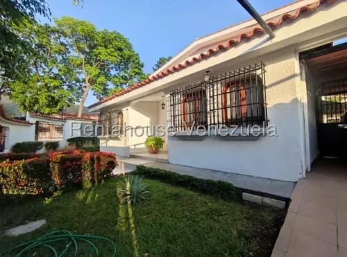 Juan Carlos González. Renta House Carabobo Vende Casa Urb. Trigal Norte Valencia Mls #26-20025 Rah/jcg.