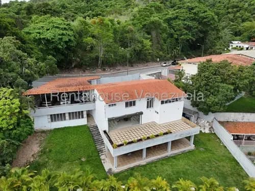 Hermosa Casa En Venta En Cumbres De Curumo