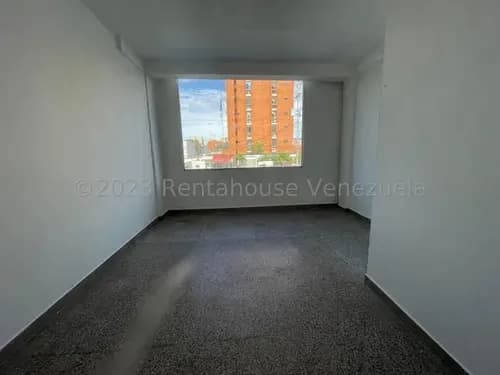Inmuebles Milagros Nazareth Local En Alquiler En Barquisimeto Lara Zona Este Nueva Segovia. Codigo Del Inmueble 26-19242 Economica Comercial Economico