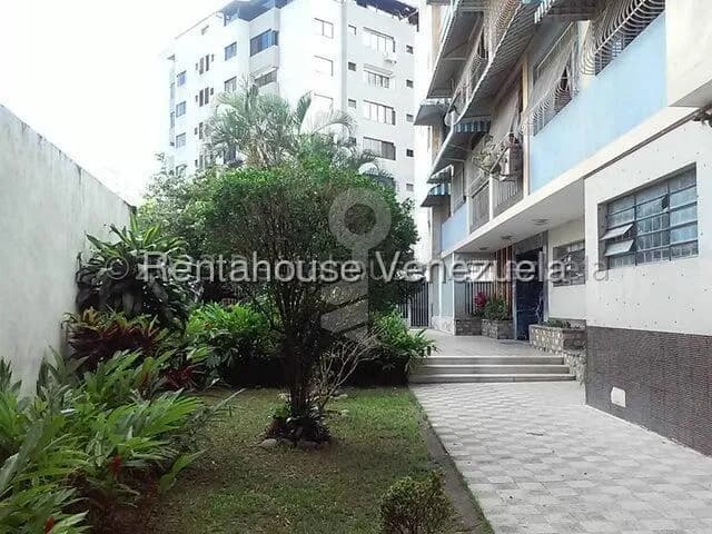Apartamento (1 Nivel) en Alquiler en San Bernardino, Distrito Metropolitano